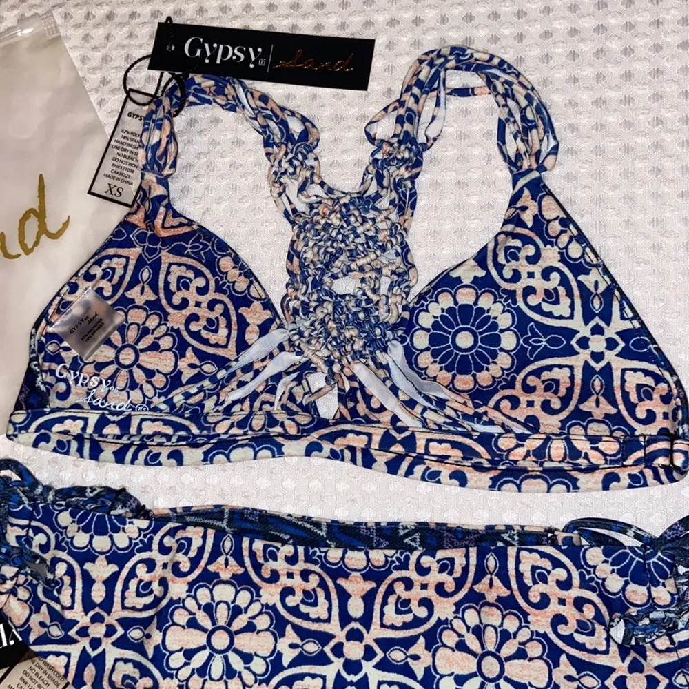 NEW! GYPSY 05 SAND Bikini Size XS Small Racerback Top Cheeky Bottoms Blue Multi - Image 11