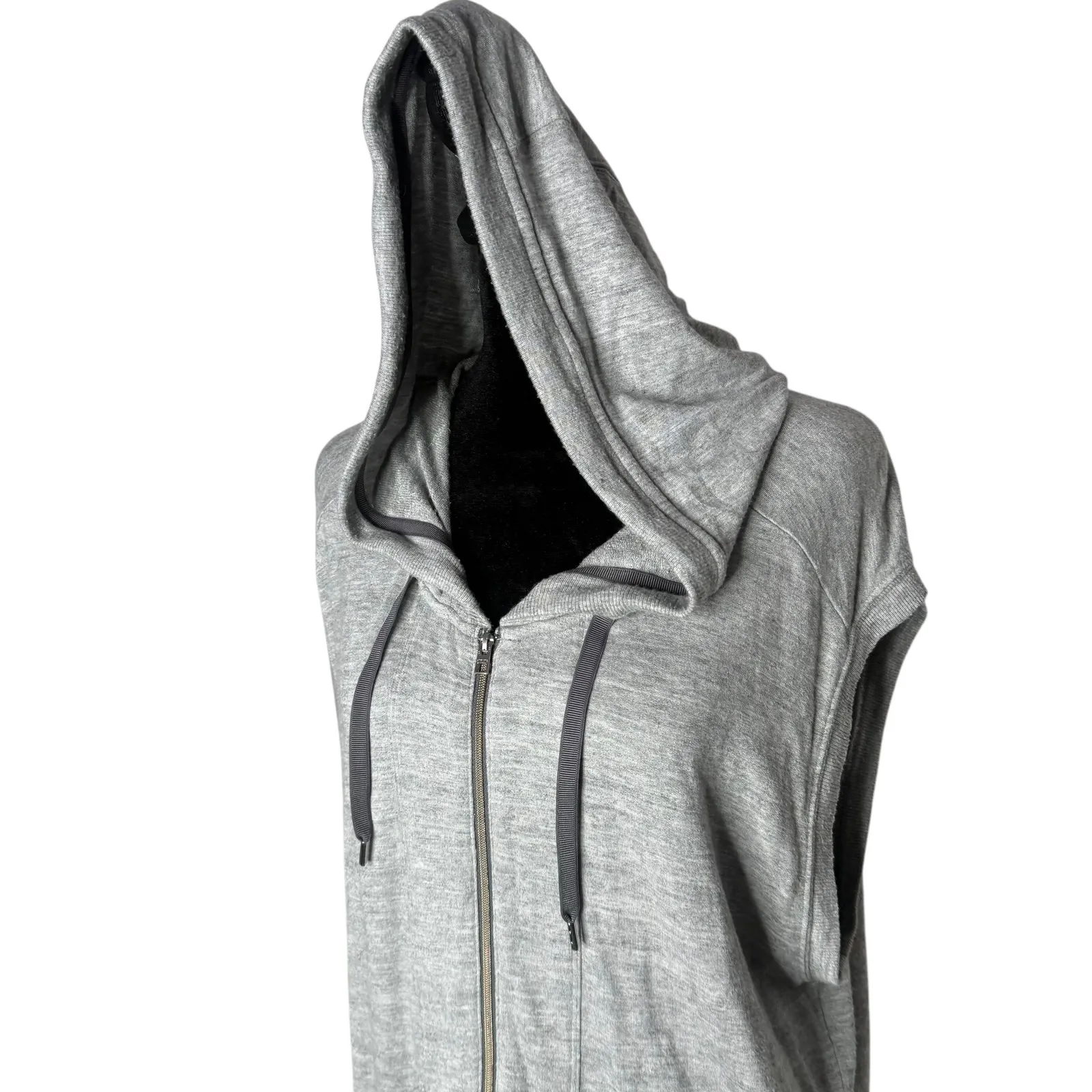 Athleta Sleeveless Full Zip Hoodie Lotus Vest Women Size M Gray Athletic Pockets - Image 6