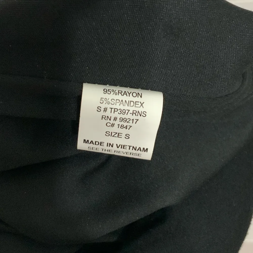 Moa Moa Black Beaded Halter Top Size Small - Image 6