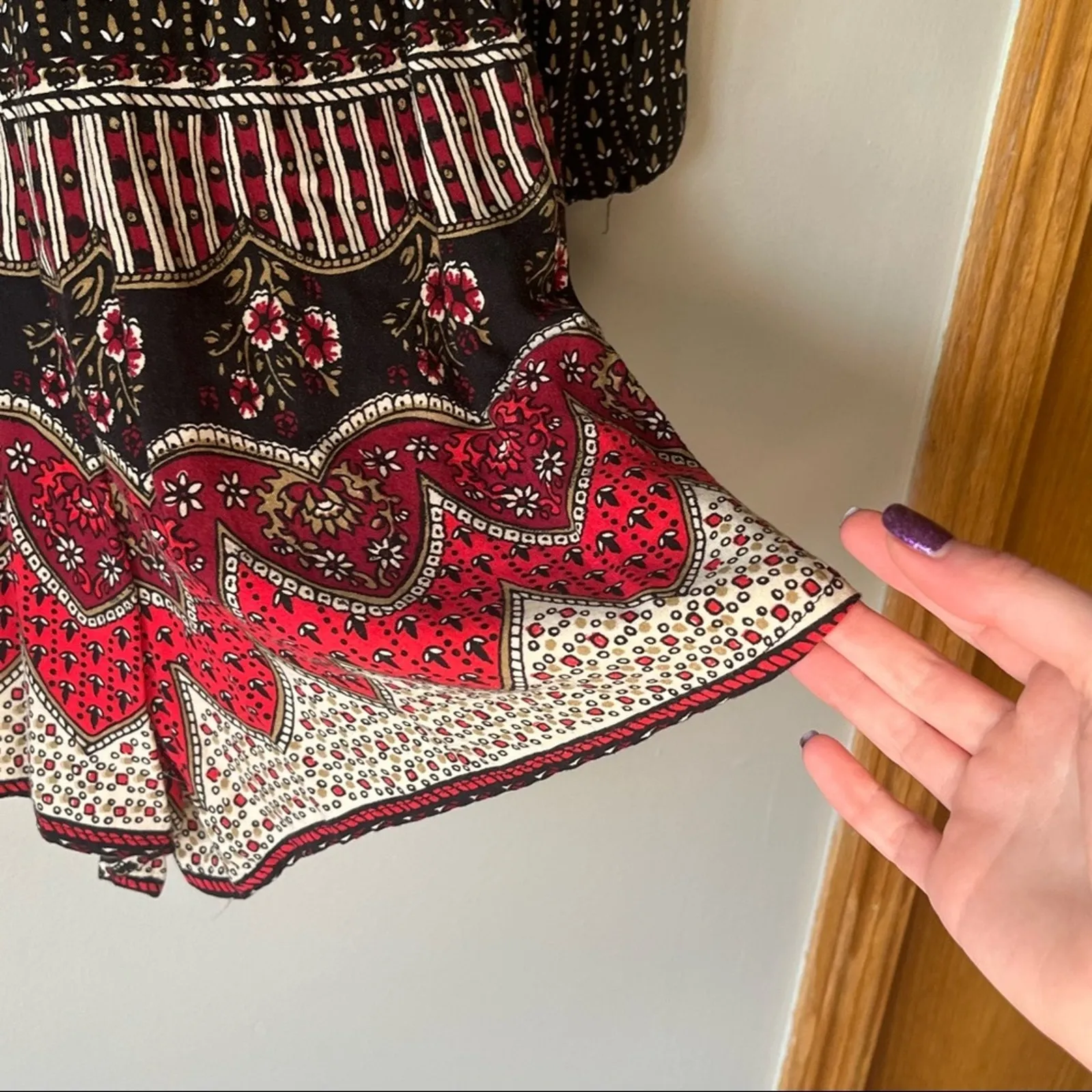 Hollister Black Patterned Long Sleeve Romper Size M - Image 12