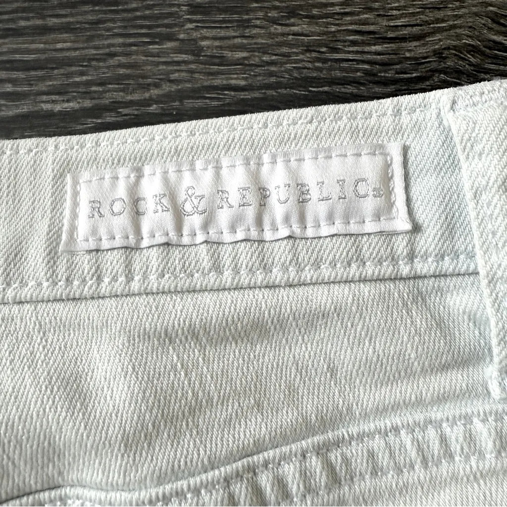 Rock & Republic‎ Hula Streetwear White Wash Denim Skull Stud Frayed Hem Shorts - Image 7