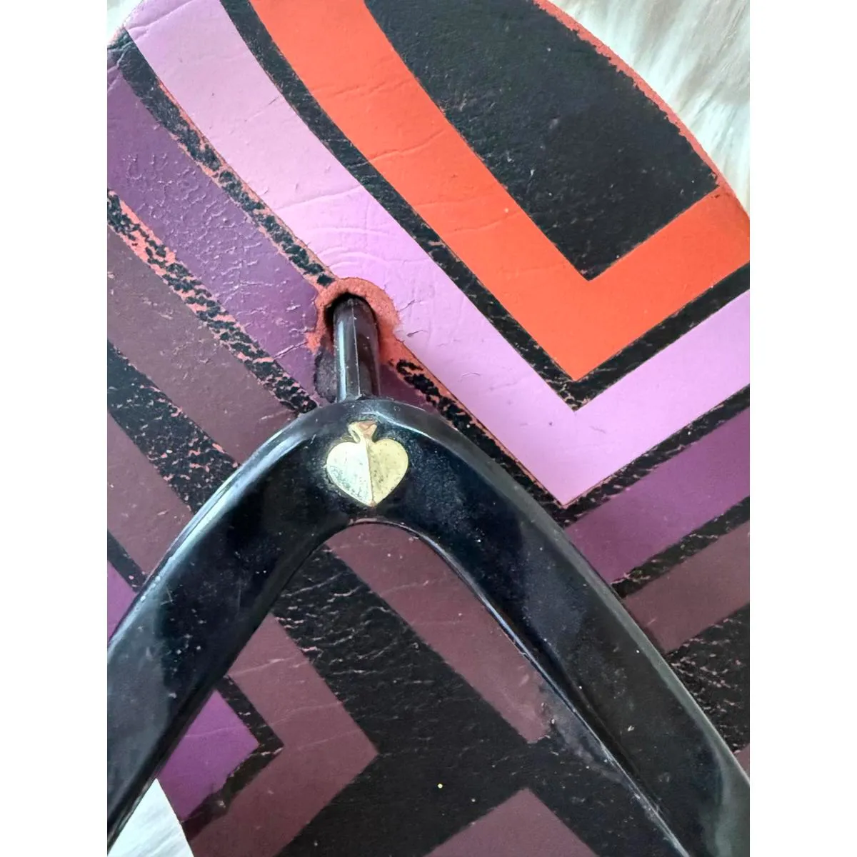 Kate Spade Women's Flip Flop Sandals with Geometric Pattern - Image 3