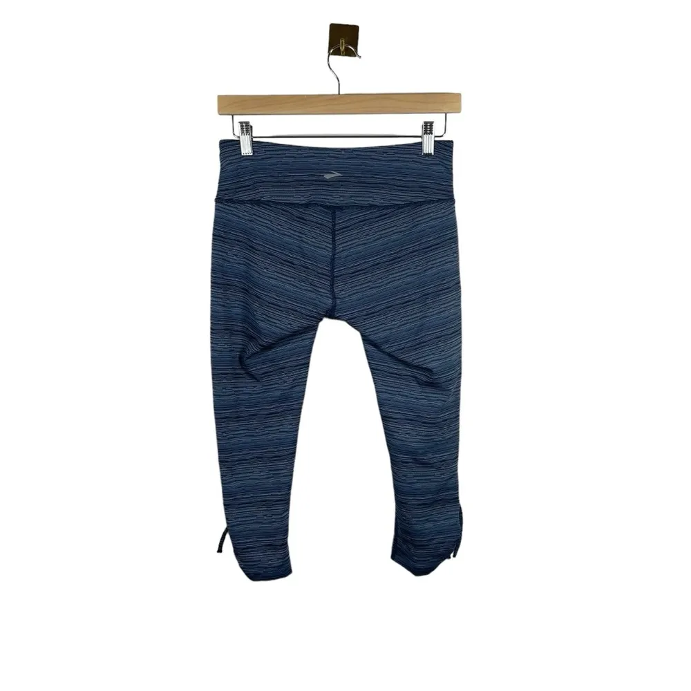 NWOT Brooks Women’s Urban Run Capri Patterned Leggings in Blue Size S - Image 6