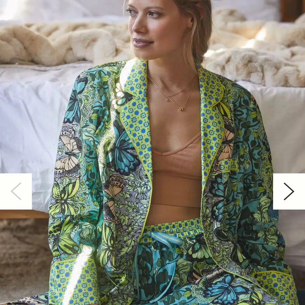 Anthropologie Alexandra Farmer Secret
Garden Flannel Sleep Shirt - Image 4