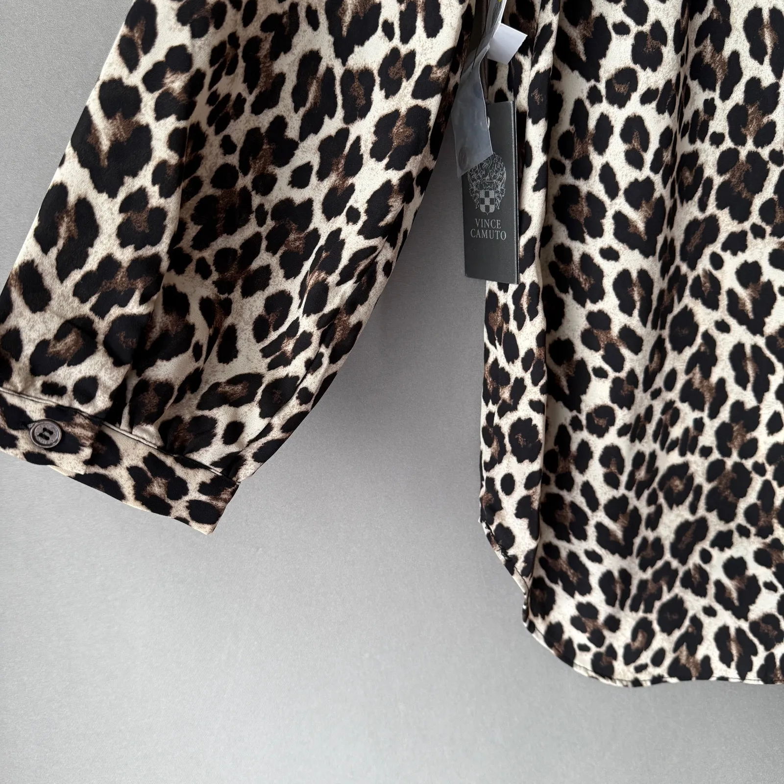 Vince Camuto Size‎ S Beige Black Leopard button down blouse - Image 3