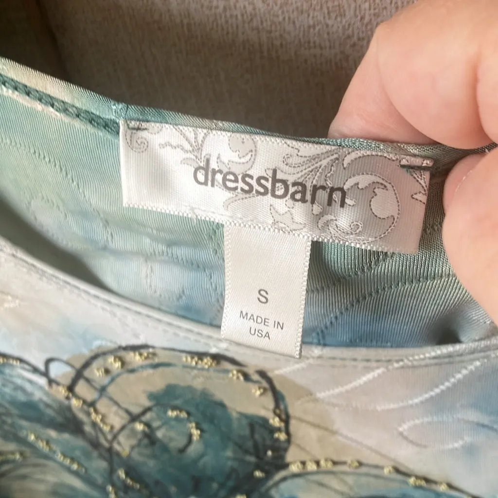 dressbarn Floral Short Sleeve Top small - Image 3