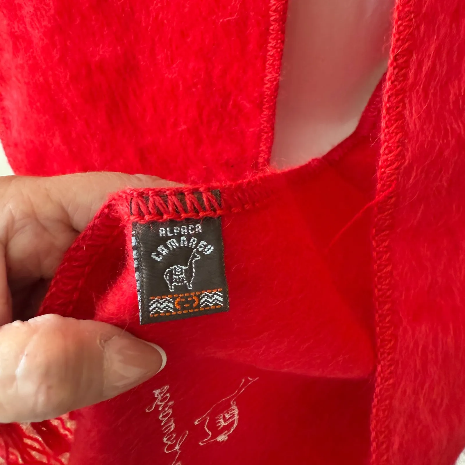 Alpaca‎ Camargo Red Scarf Fringe Peruvian Embroidered Peru Luxury Cozy Warm - Image 5