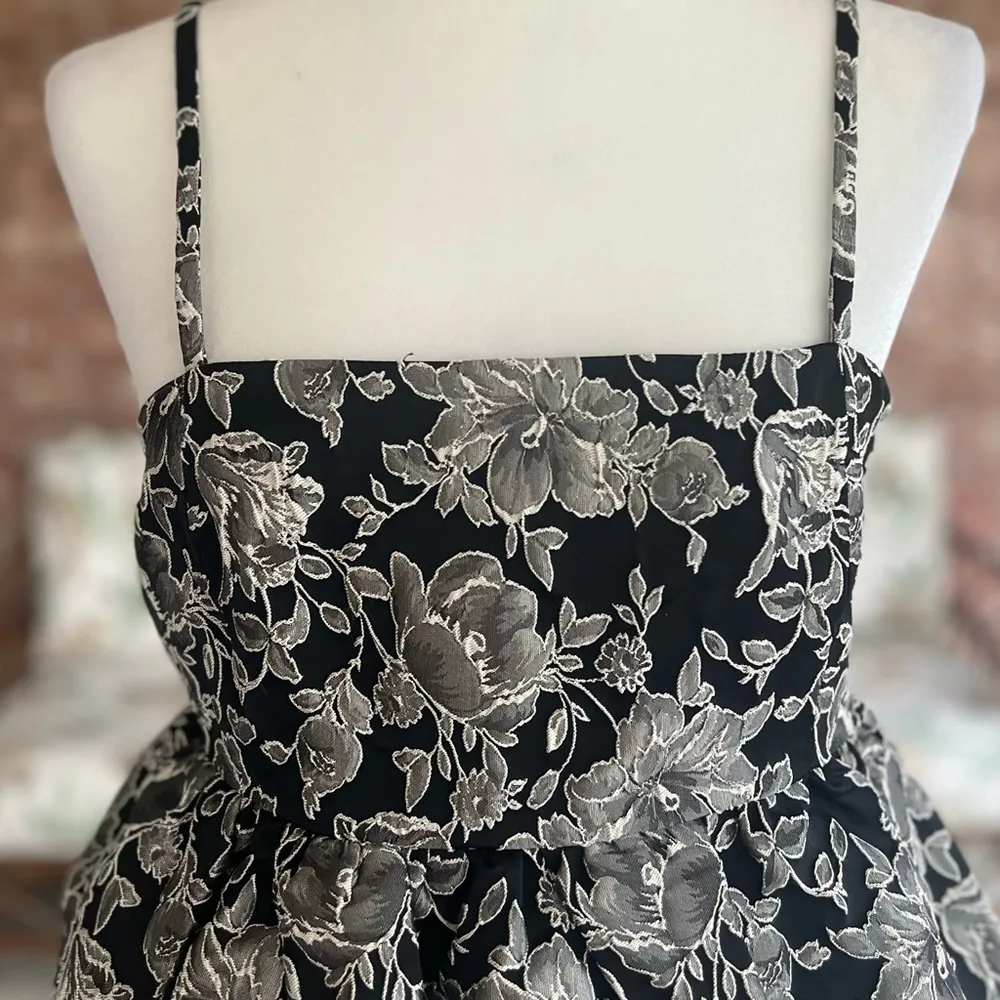 NWT Steve Madden Bodi Top Brocade Bubble Peplum M Black Grey Cocktail Party Glam - Image 5