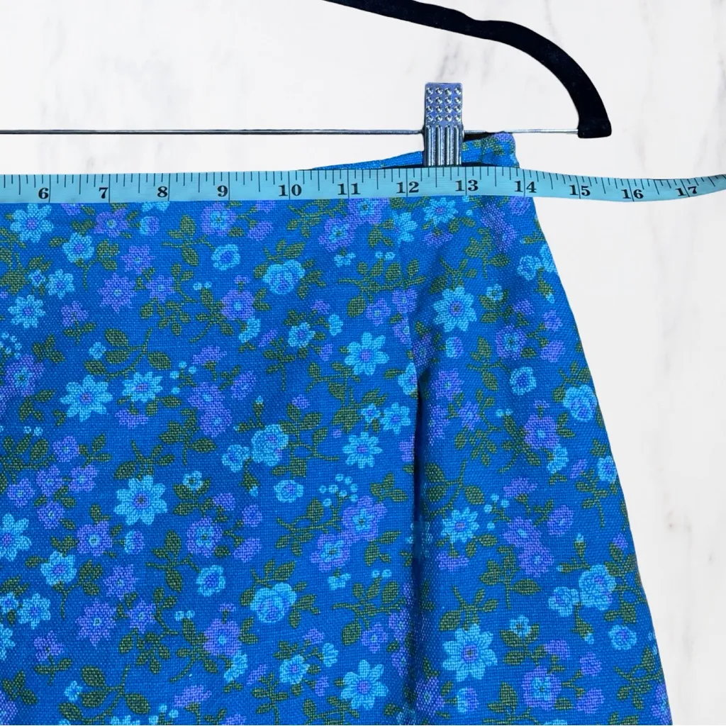 Vintage Handmade Denim Floral Blue and Purple Women's Skirt Approx Sz 6-8 - Image 2