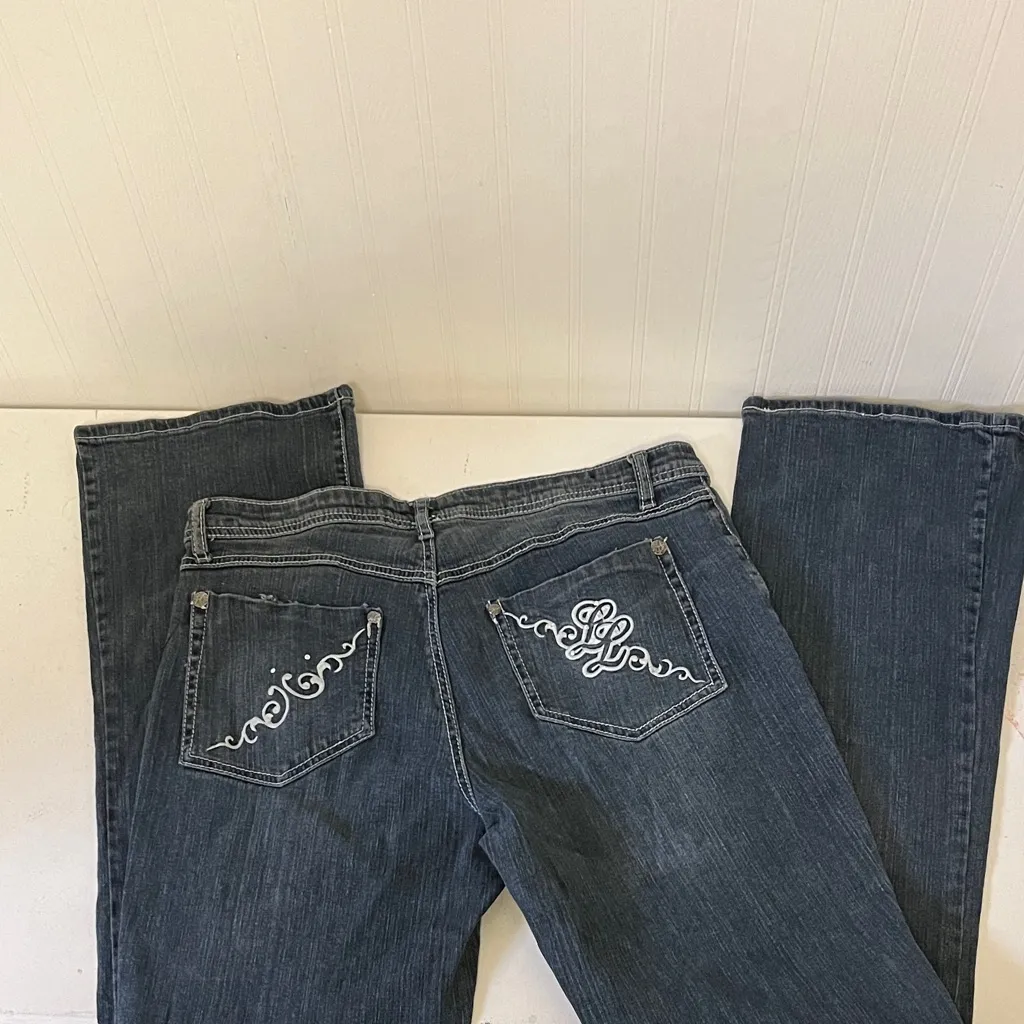 LL Cool J Mid Rise boot cut jeans Blue Size undefined - Image 5