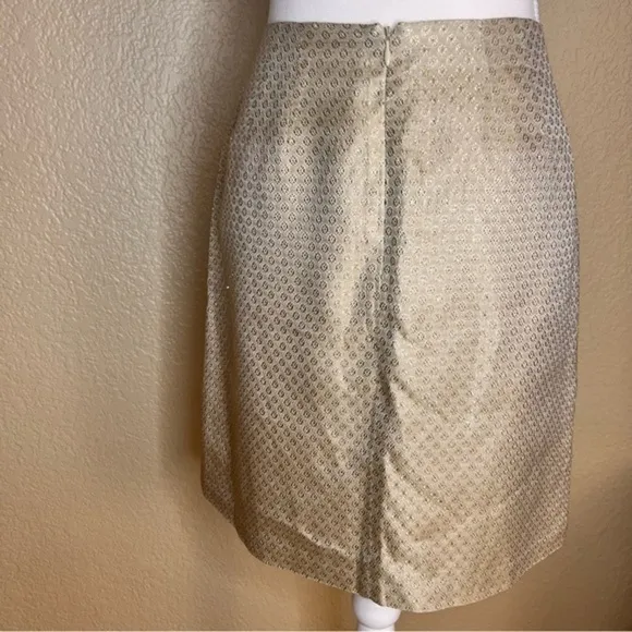 Cache Caché Gold Metallic accent Skirt‎ Size 2 - Image 4