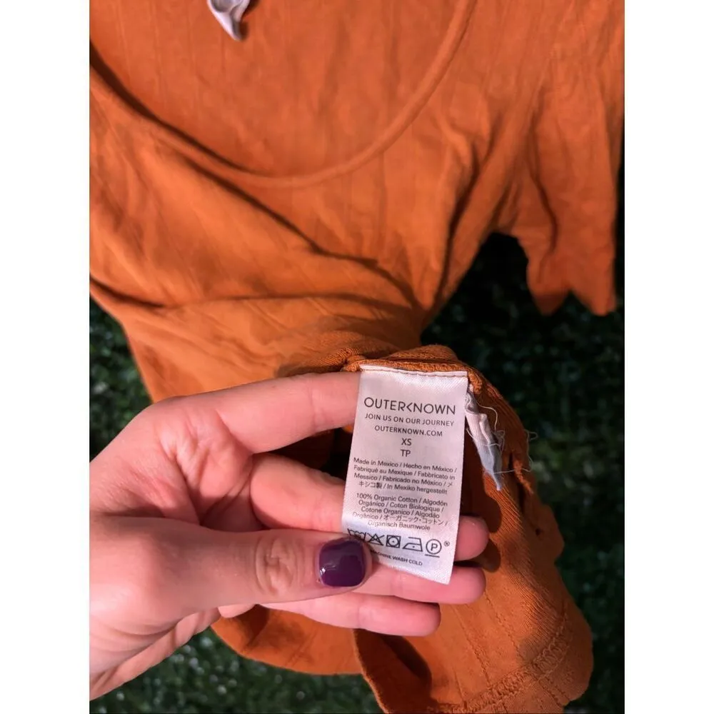 Outerknown Joni Pointelle Scoop Neck Tee / 100% cotton / rust / XS - Image 3