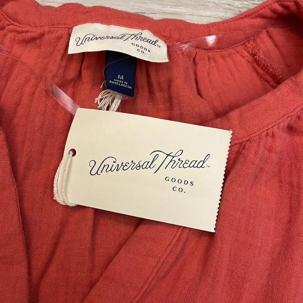 NWT Universal Thread Melon Orange Short Flare Sleeve V-Neck Pullover Top Size M - Image 7