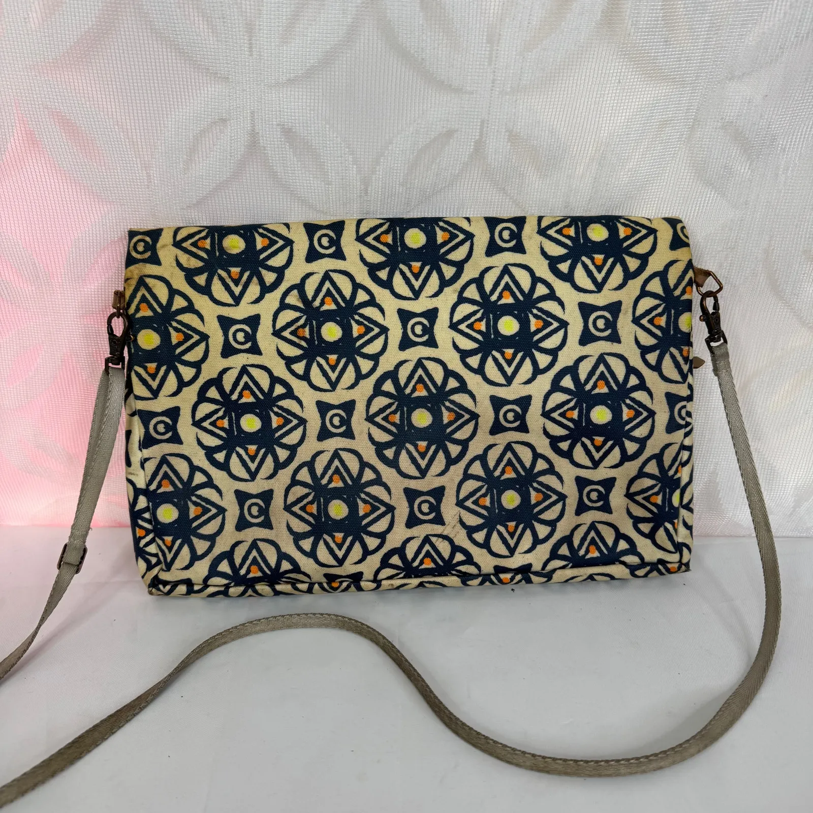 Petunia Pickle Bottom Geo Crossover‎ Clutch Blue - Image 4
