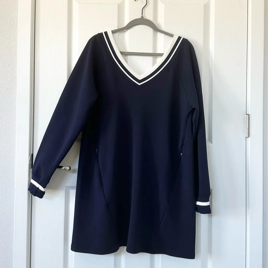Aerie Chillup Double V Navy and White V-Neck Athletic Dress - Image 3