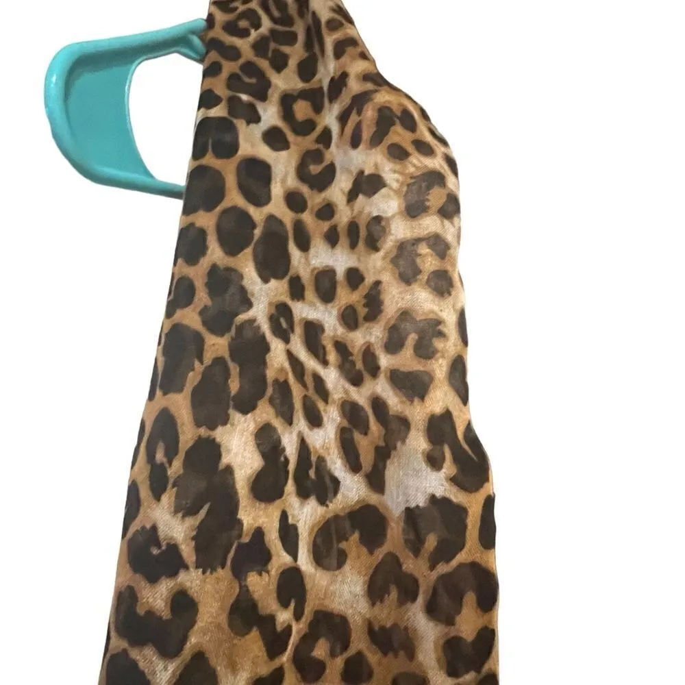 Animal print lightweight infinity scarf - Image 3