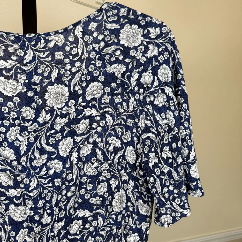 Cynthia Rowley Floral Large Peplum Babydoll Cottagecore Ruched Romantic Feminine - Image 6