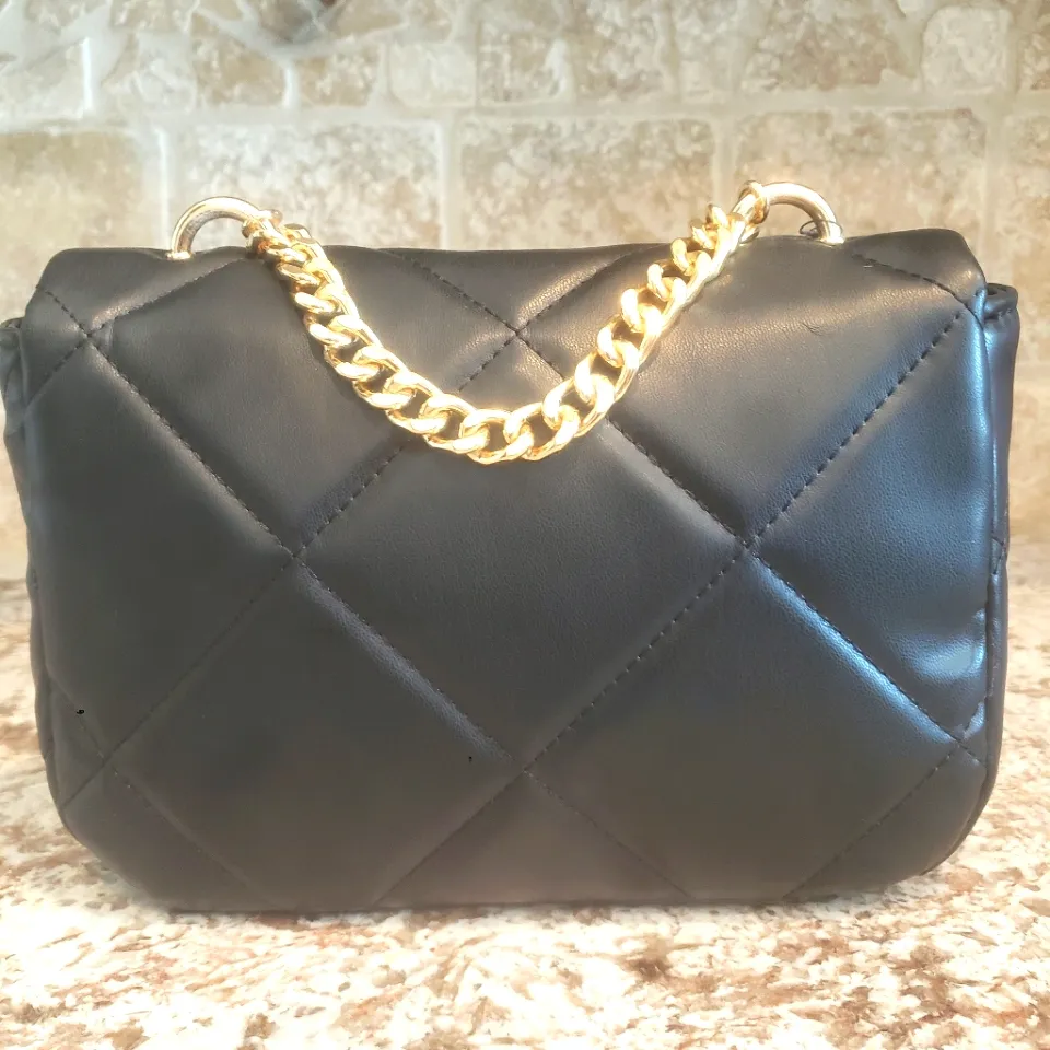 Badgley Mischka Black Small Chain Crossbody Diamond Pattern - Image 2