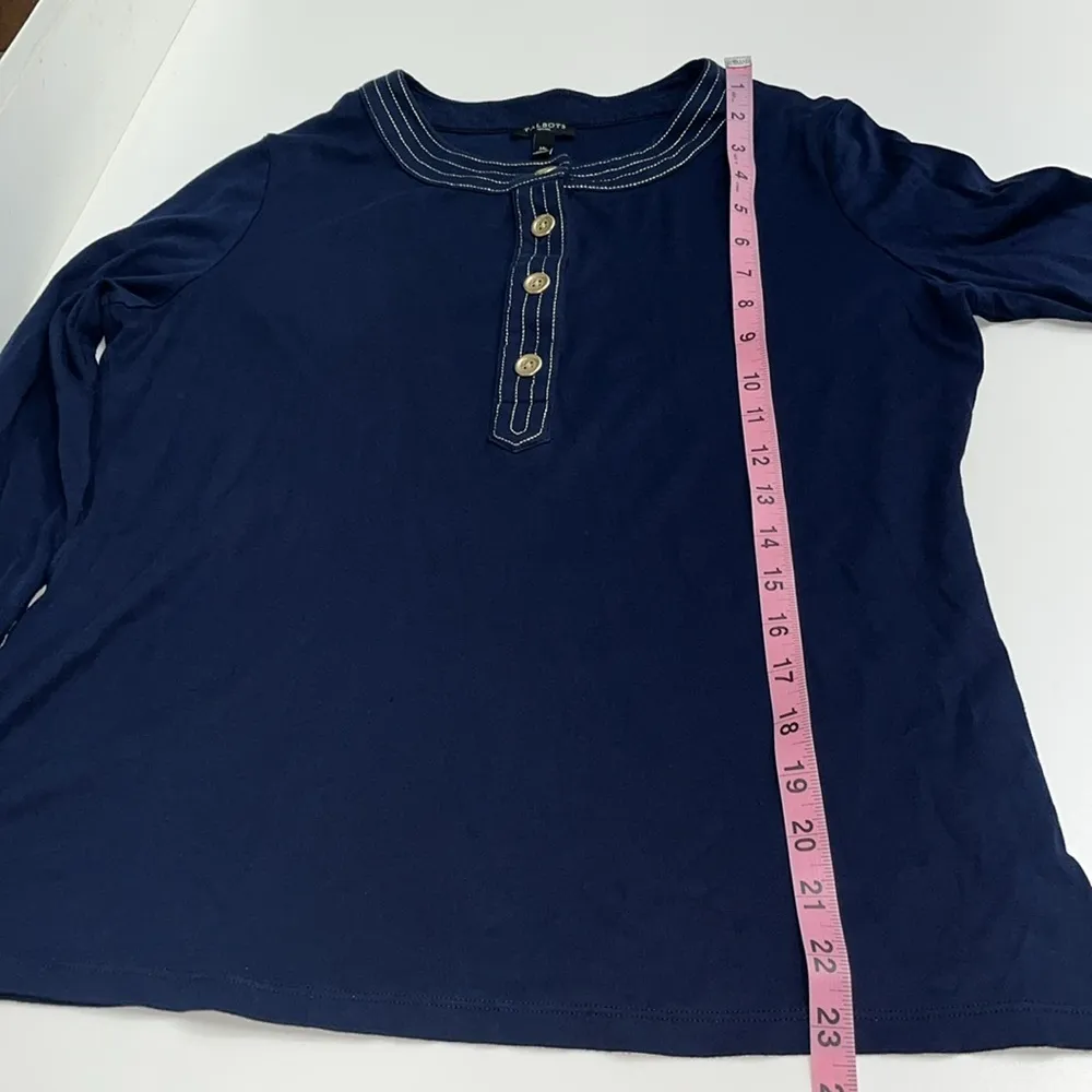 Imperfect Talbots top gold buttons side slits supima cotton blend medium petite - Image 6