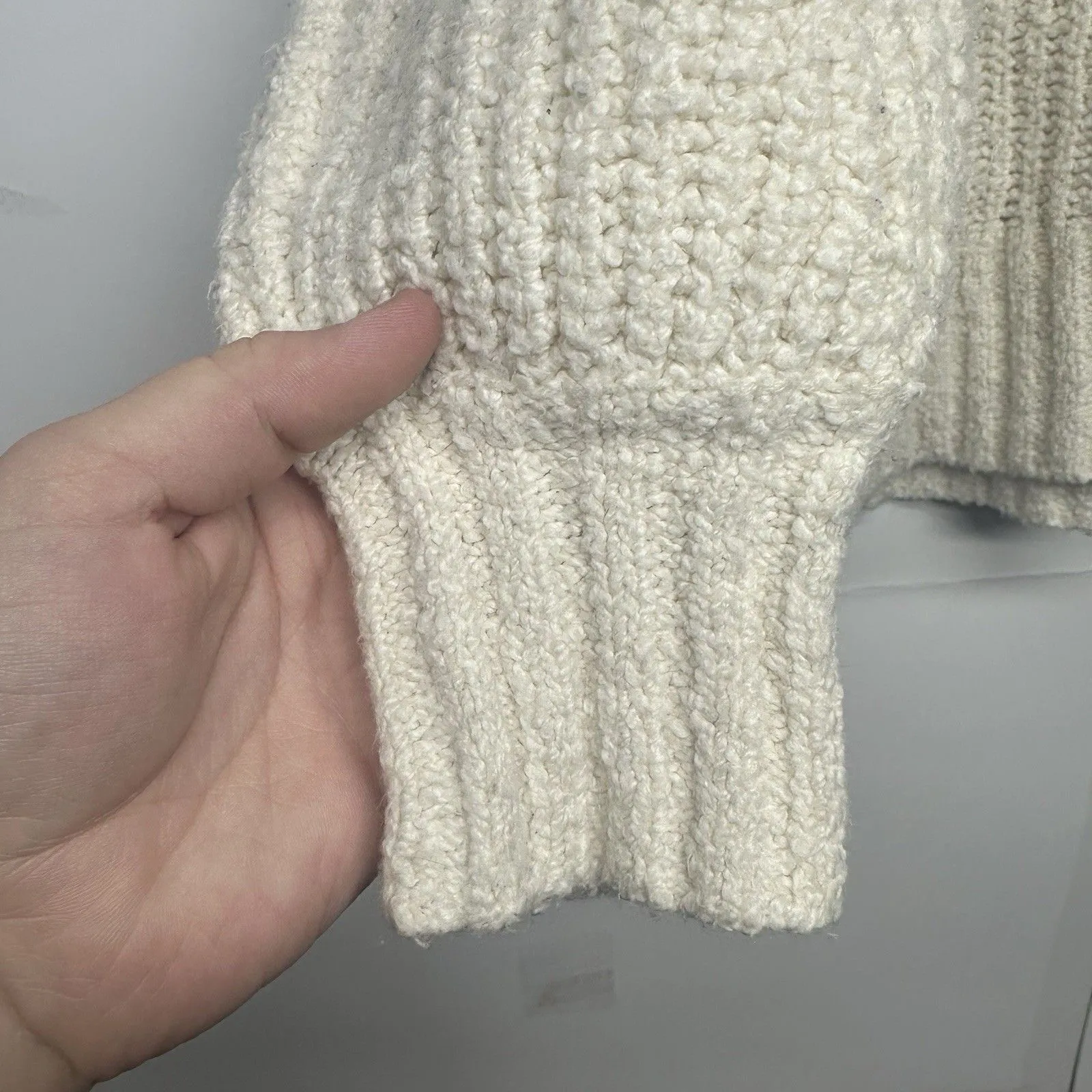 American Eagle Women’s Small Cream Chunky Knit Button Cardigan Swea - Image 4