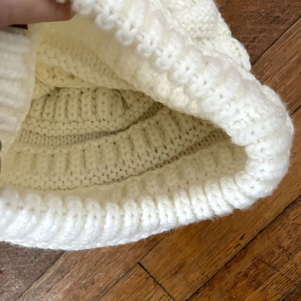 Furtalk white winter hat pom pom warm cold weather took beanie comfortable knit - Image 4
