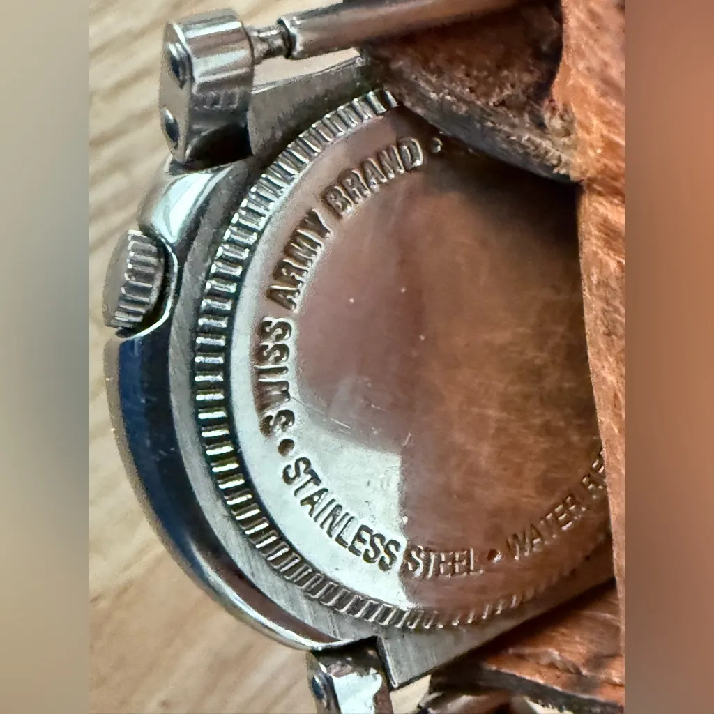 Swiss Army Rare Vintage Ladies Watch Stainless Case Fossil Leather Strap Date Brown - Image 10