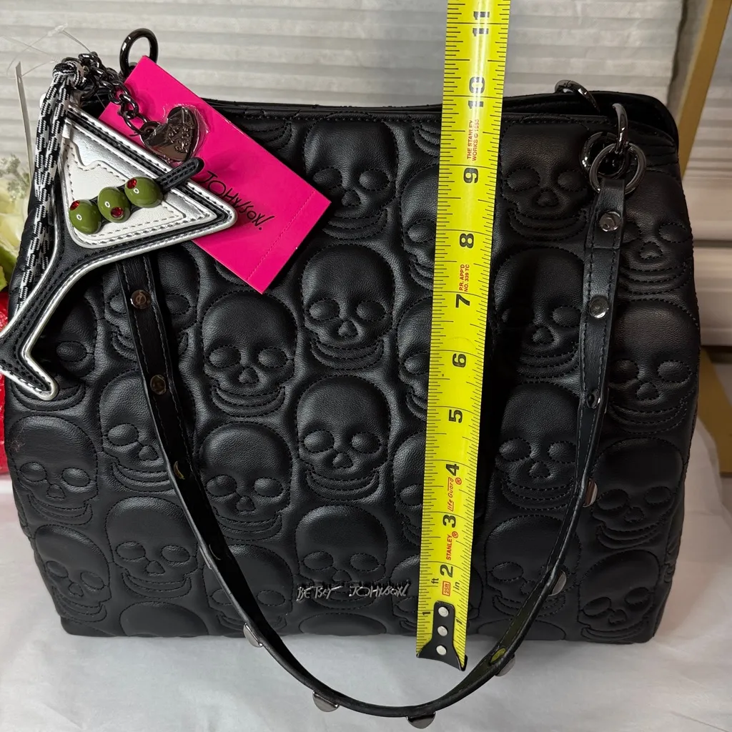 Betsy Johnson black skulls, martini charm brand new - Image 11