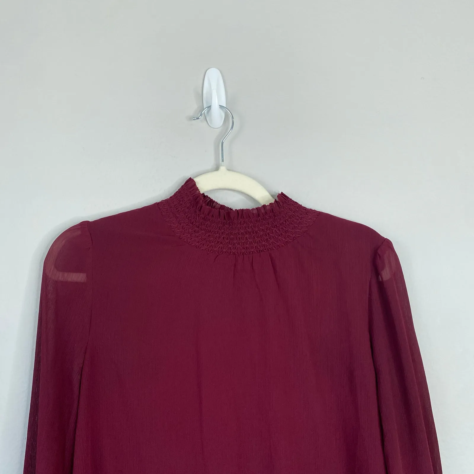 J. CREW Crinkle Chiffon Smocked Top Wine Red Long Sleeve Blouse Autumn Size XS - Image 4