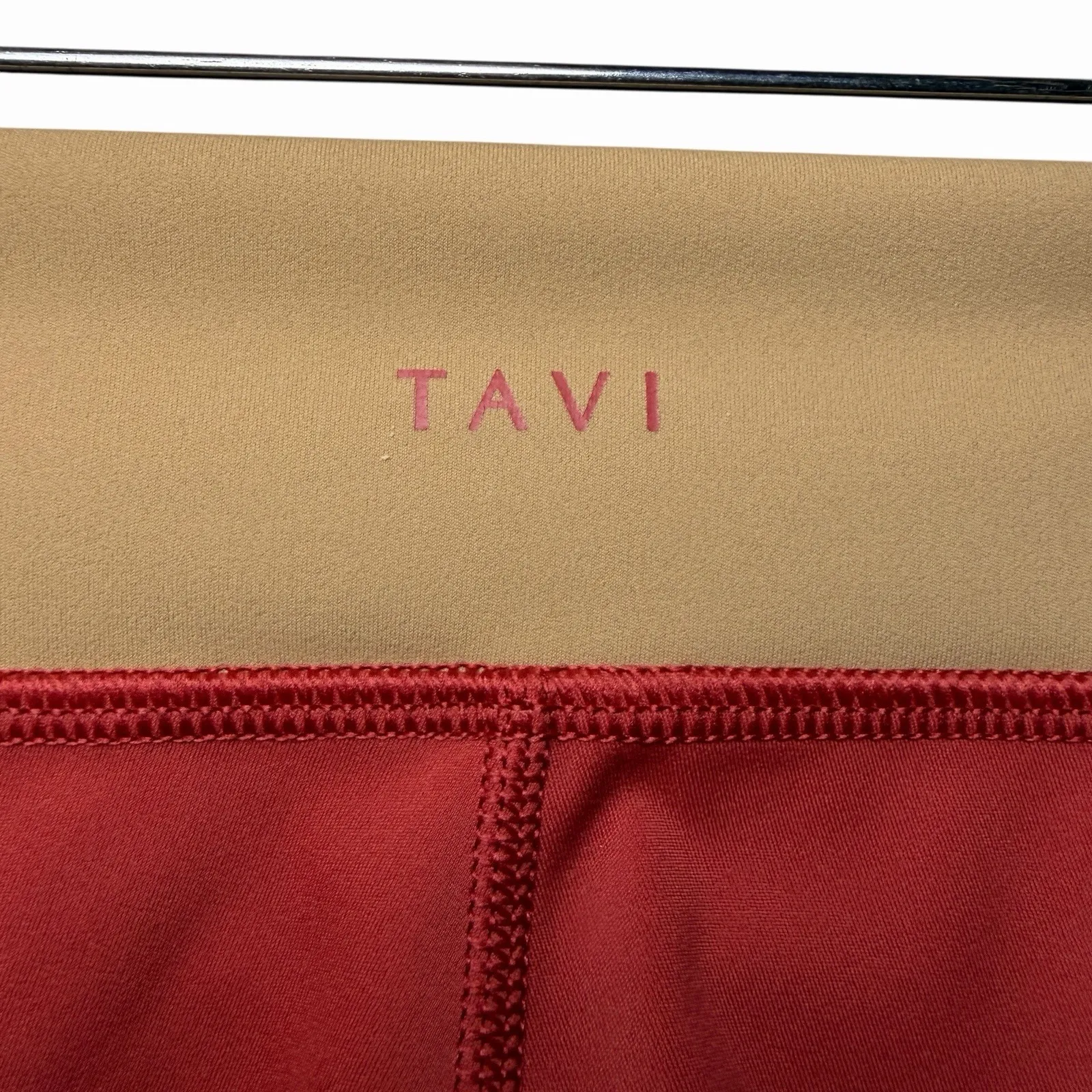 Tavi Sculpt S Spicy Camel Mid Rise 7/8 Leggings Colorblock 25" Inseam Athleisure Red - Image 7