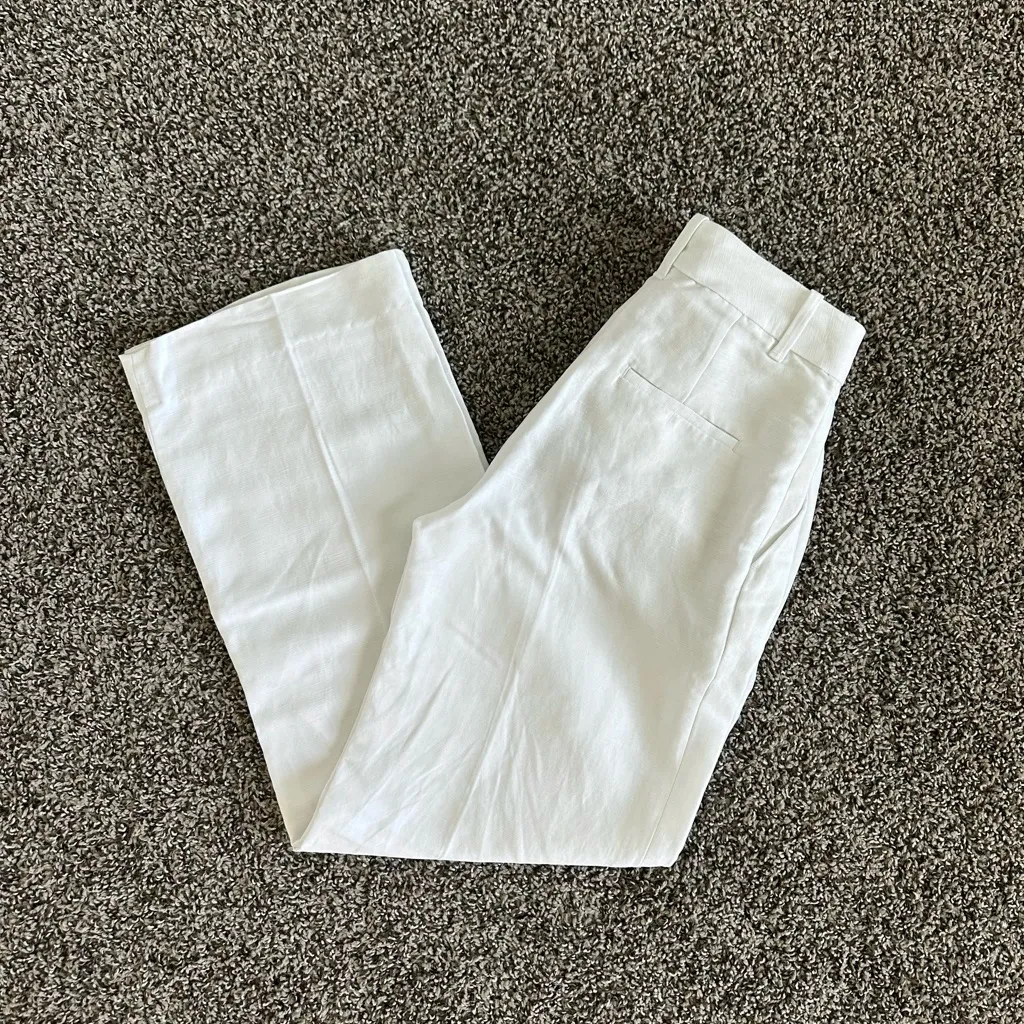 Aritzia The Effortless Pant- CruiseLinen in white, size 0, short length - Image 3