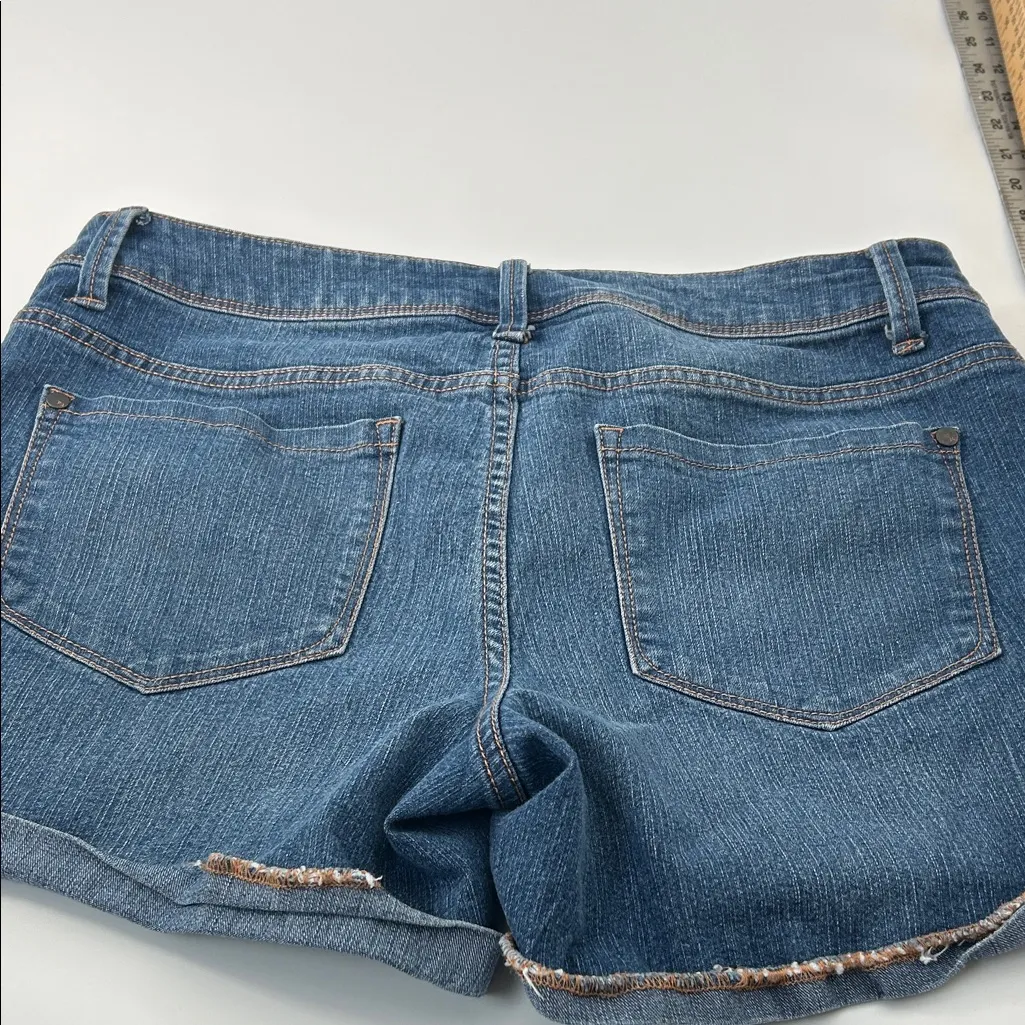 Faded Glory Women's Classic Blue Jean Shorts - Image 8
