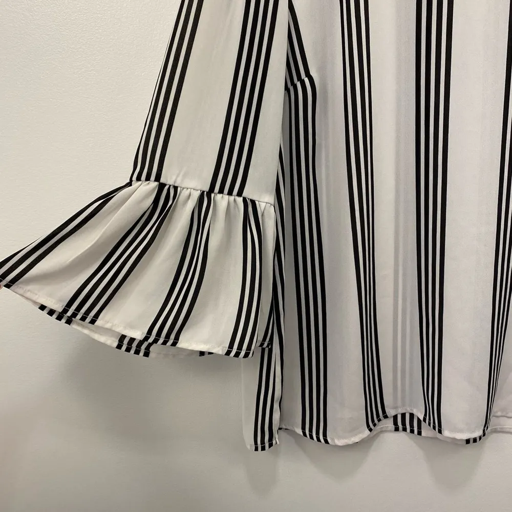 Dressy striped shirt with bell sleeves - Image 5