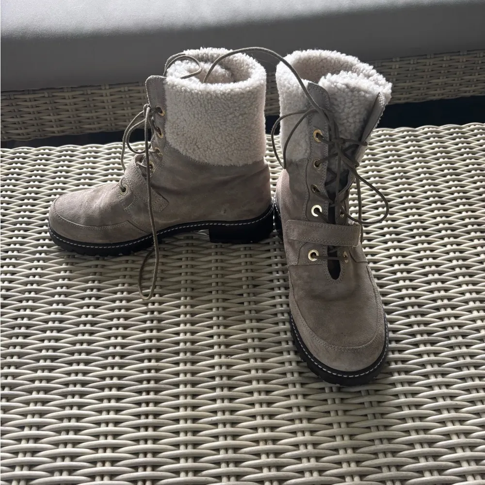 Stuart Weitzman Viking Suede Sherpa‎ Boots 8 boho indie cottagecore winter - Image 2