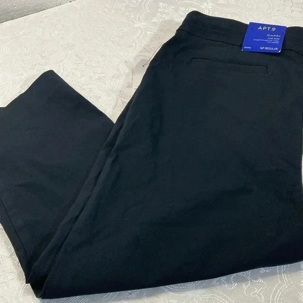 APT Women’s Capris  16 P - Image 7