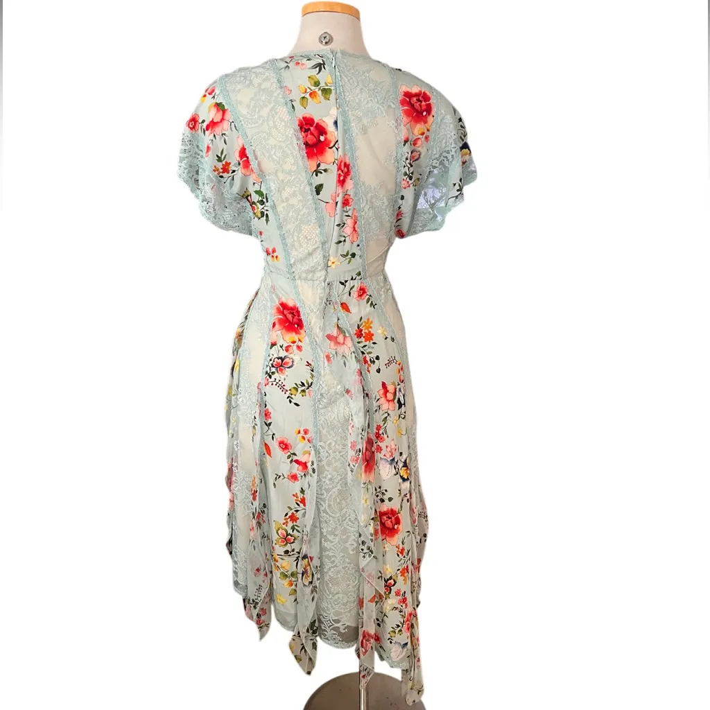 Alice and Olivia Kadence Silk and Lace Godet Dress w/ Ruffled Frills Size 4 - Image 13
