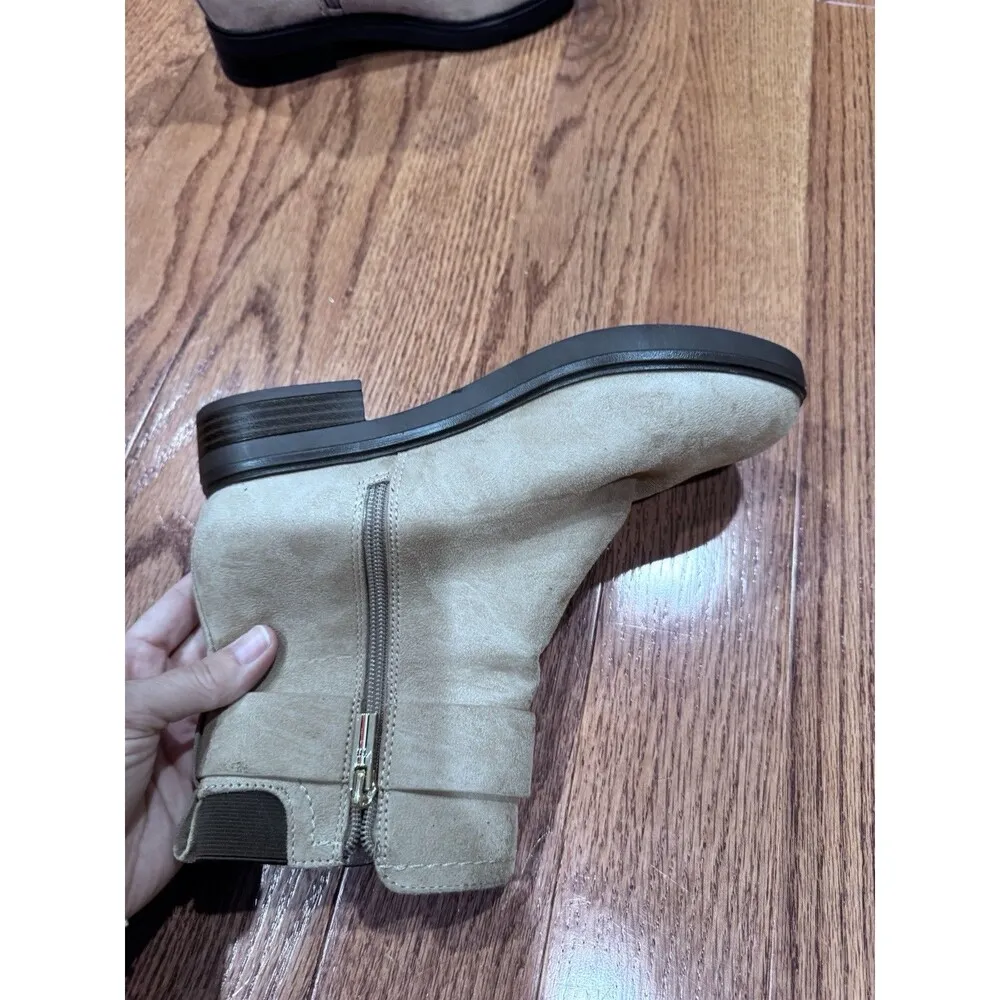 Beige Chelsea Style Ankle Boots Size 7.5 NEW Equestrian Old Money Classic - Image 5