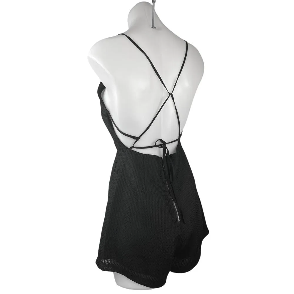 Saints + Secrets Black Textured Crossback Cami Tank Romper Shorts Skort Size S - Image 2