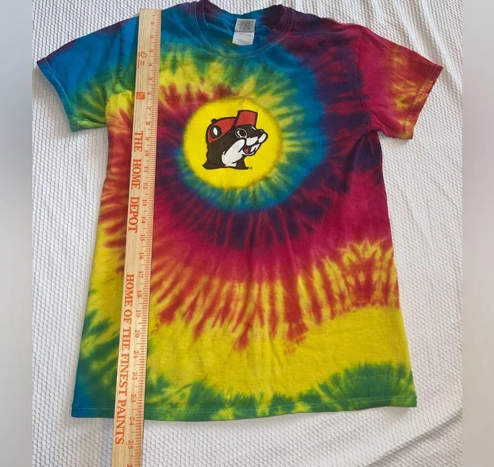 Buc-ee’s tie dye t-shirt tee peace love beaver nuggets size S - Image 3
