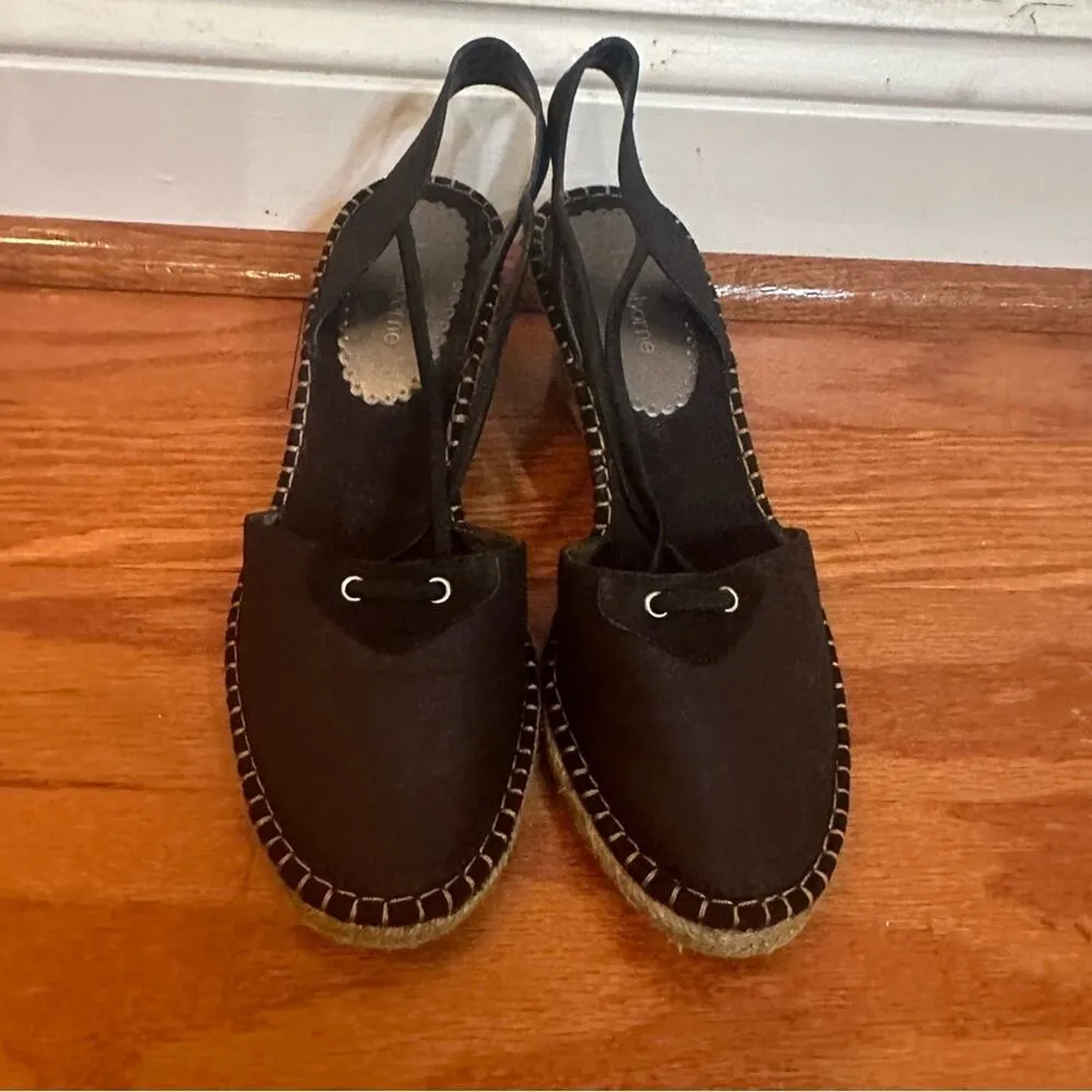 Liz Claiborne Black wedge espadrilles sz 8.5 Closed Toe Wedge Heel Espadrilles - Image 2