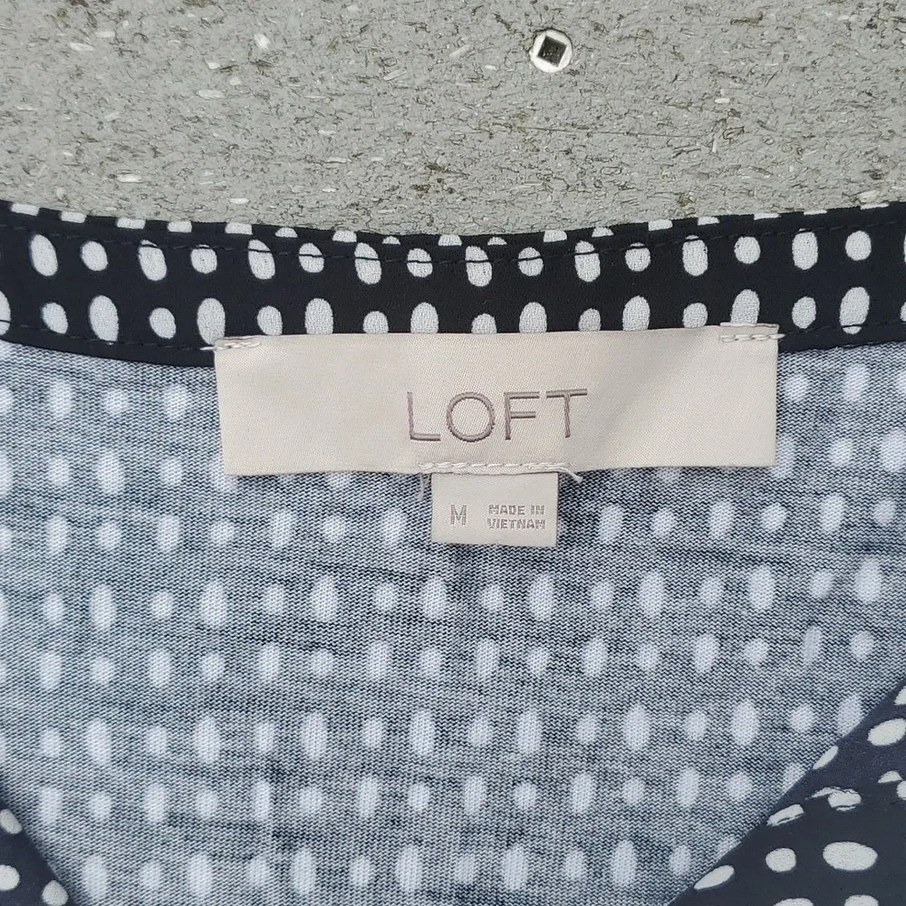 Loft Polka Dot V-Neck Mixed Media Short Sleeve Blouse - Image 9