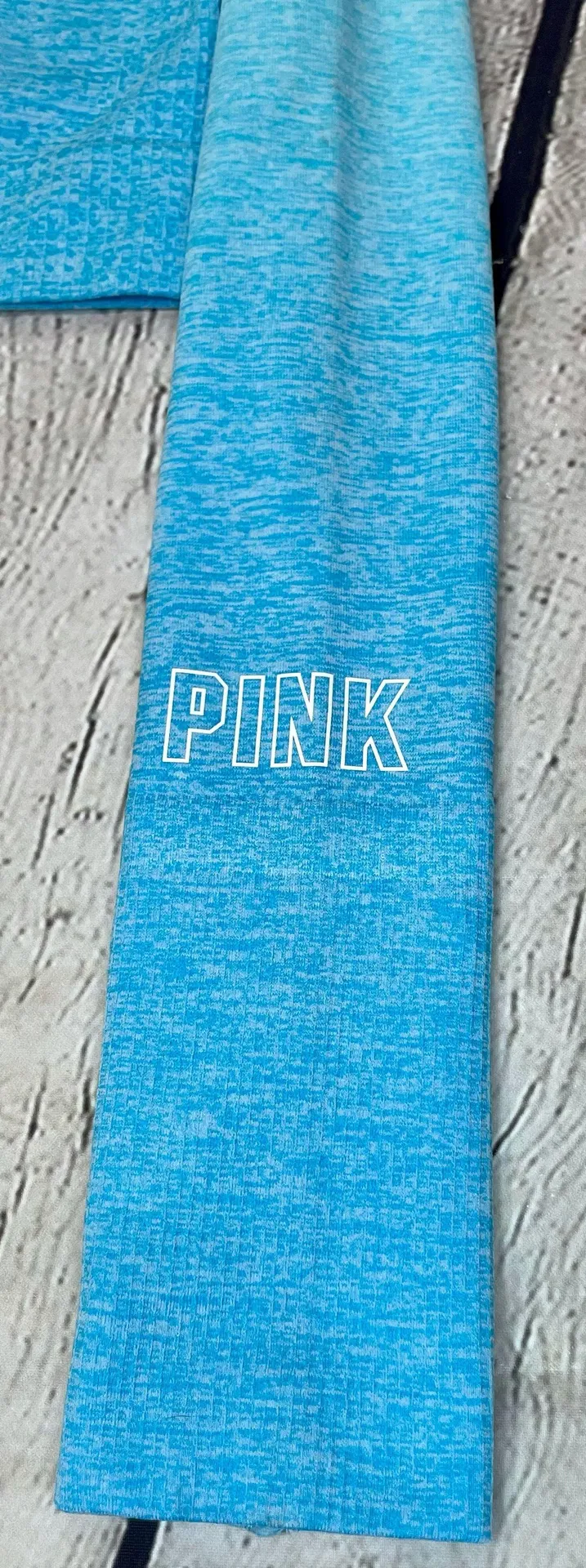 Cropped Seamless Top NWT - Image 9