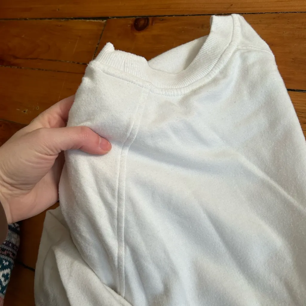 A new day White Crewneck Sweatshirt large - Image 4