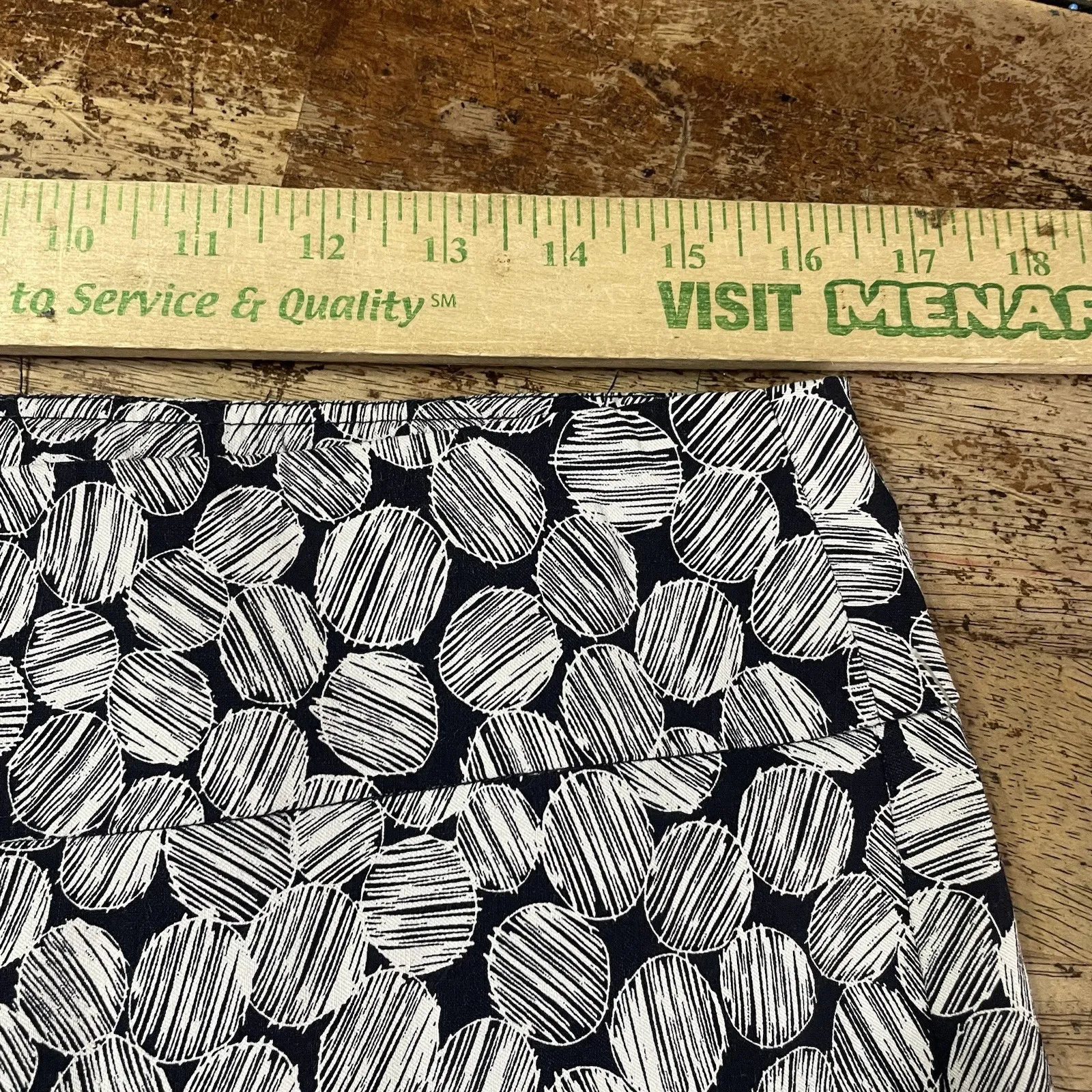 Joseph Ribkoff Straight Leg Black & White Dot Patterned Pants Women's Size 14 - Image 5