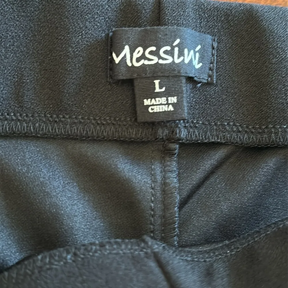 Messini black dress shorts Size L - Image 5