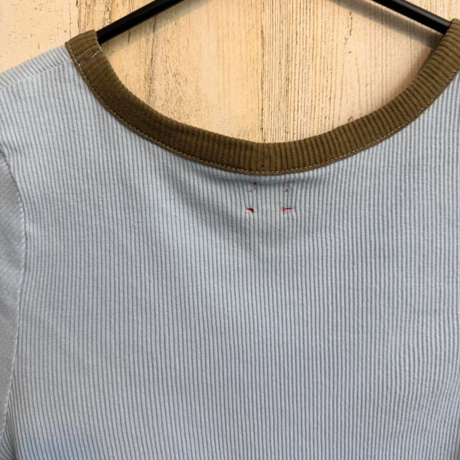 BDG Urban Outfitters Ribbed Baby Tee Blue Brown Trim Cropped Short Sleeve Top M - Image 9