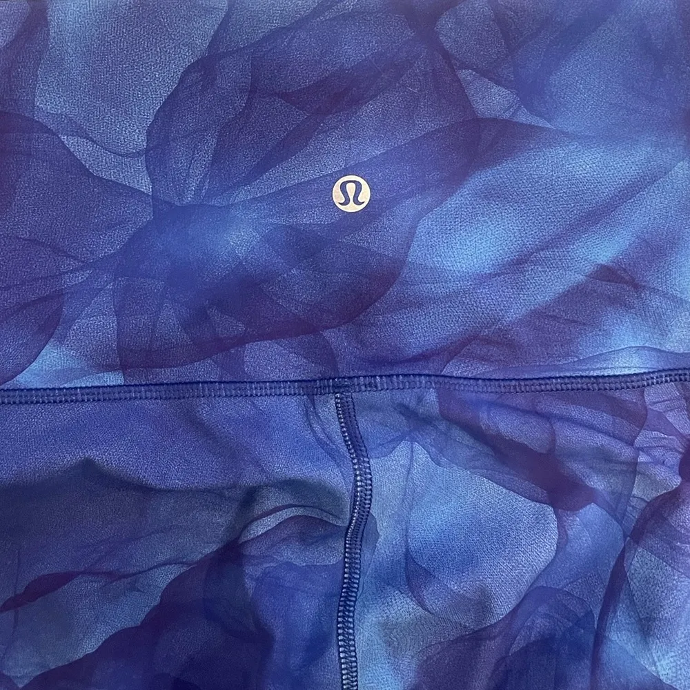 Lululemon Wunder Under Pant III size 6 - Image 4