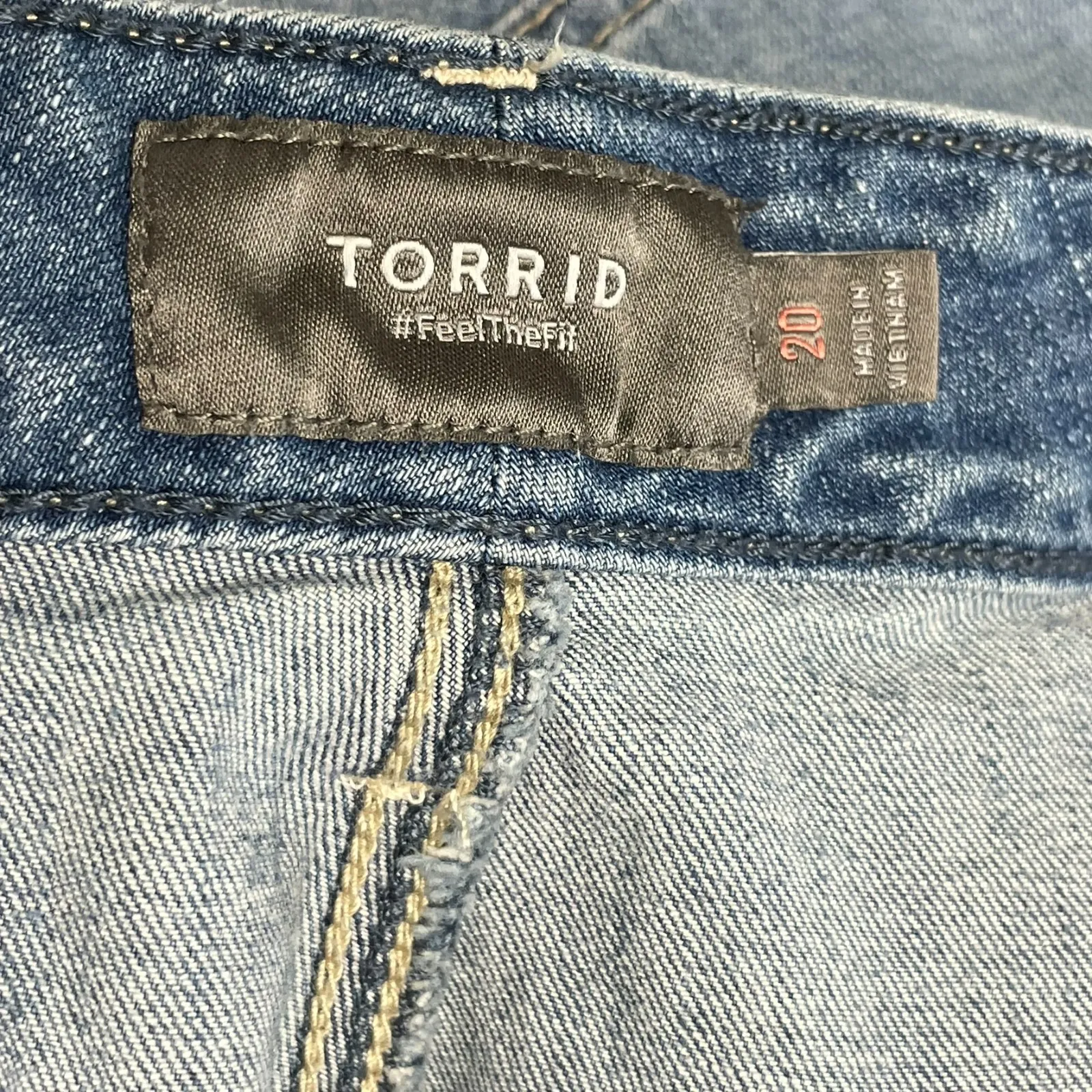 Torrid Denim Shorts Size 20 Flap Pocket Jean Summer Casual Basic Neutral Stretch - Image 2