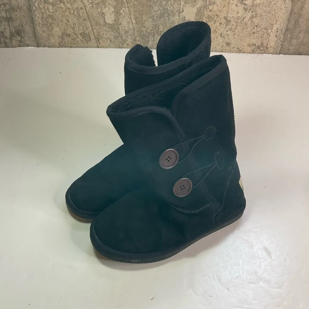 Lamo‎ Black Suede Mid - Image 3