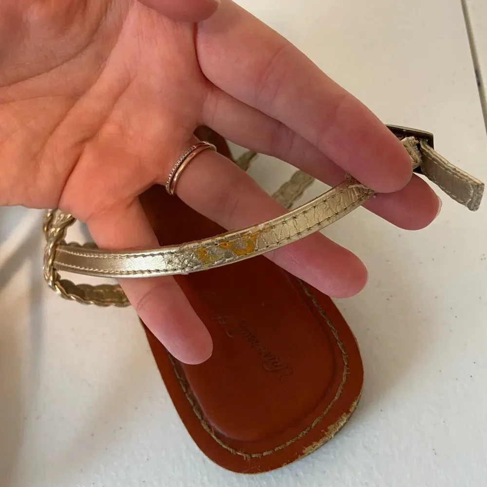 Universal Thread women’s gold braided strap sandals‎ — size 8.5 - Image 6