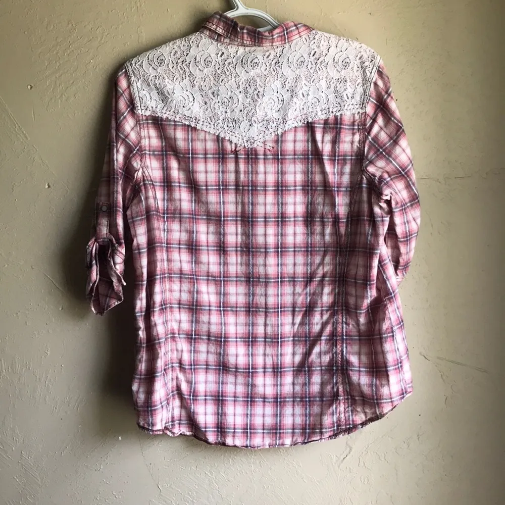 Quarter sleeve button down plaid dress shirt Size L - Image 2